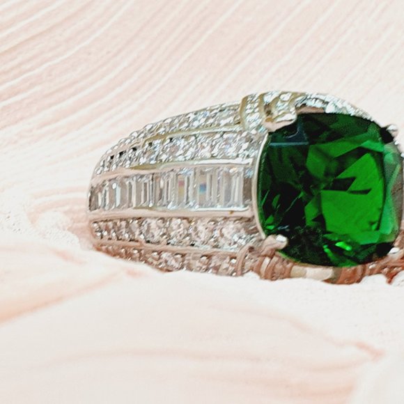 Gorgeous Square Stone Micro Paved Shiny CZ Luxury Ring for Women, INDN8341 - Picture 3 of 8